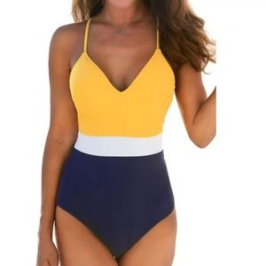 Size L one piece bathing suit CUPSHE
